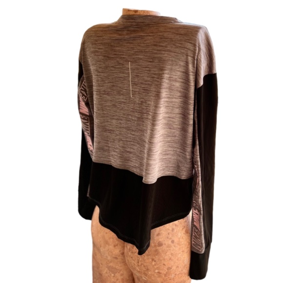 NIKE Dri Fit Long Sleeve - Picture 2 of 7